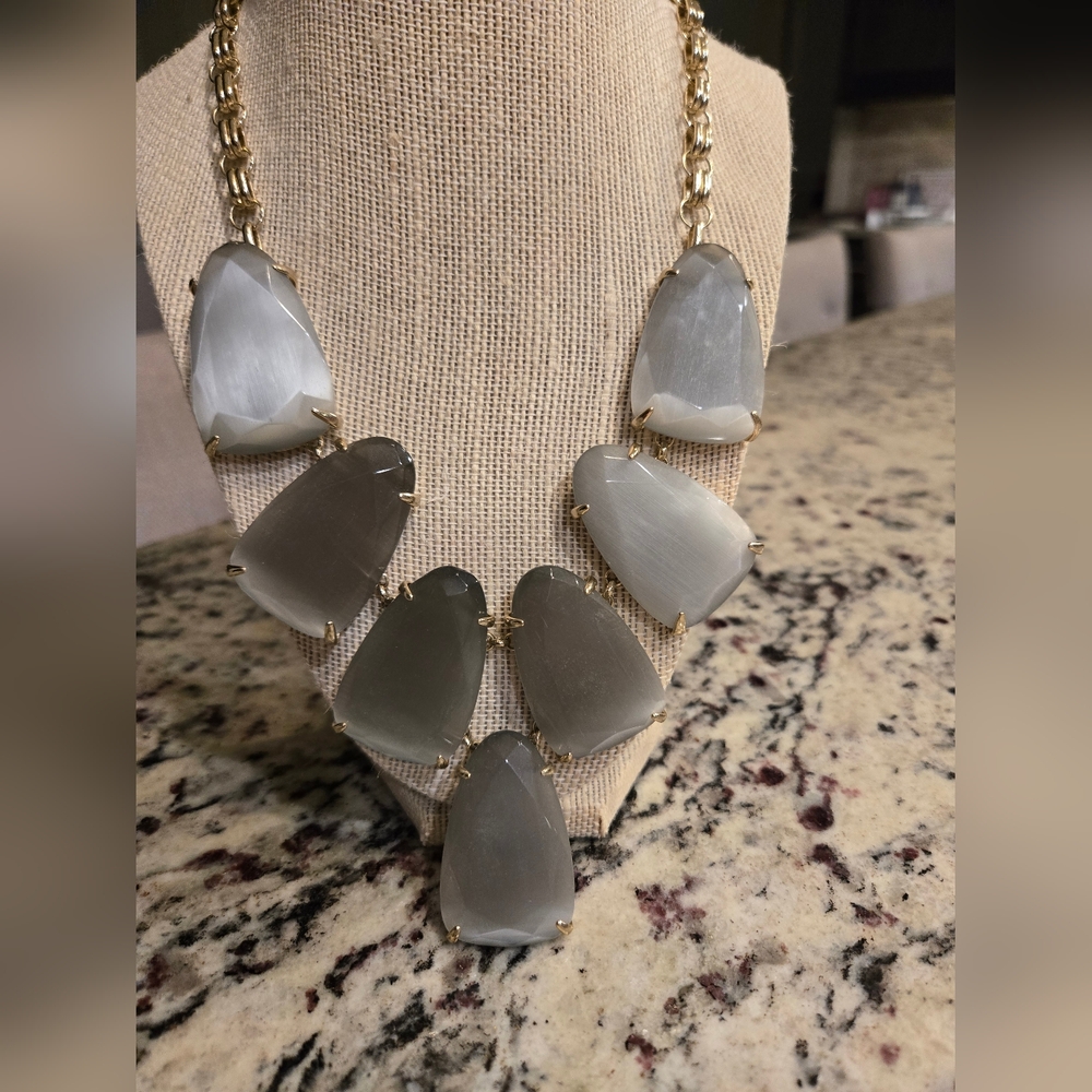 Kendra Scott HARLOW grey catseye Necklace 
